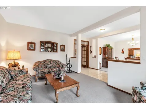 7829 SW 174th Place Beaverton OR 97007