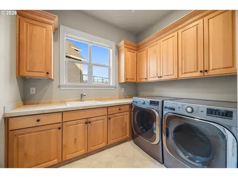 10225 NW Langworthy Terrace Portland OR 97229