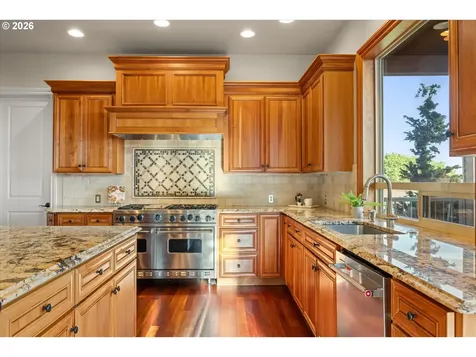10225 NW Langworthy Terrace Portland OR 97229