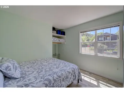 124 E Sitka Street Cannon Beach OR 97110