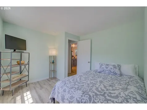 124 E Sitka Street Cannon Beach OR 97110