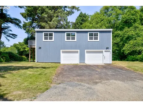 124 E Sitka Street Cannon Beach OR 97110