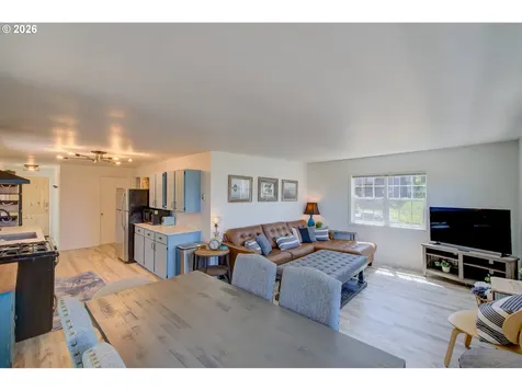 124 E Sitka Street Cannon Beach OR 97110