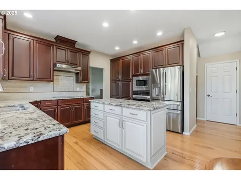 20194 Canyon Ridge Drive Oregon City OR 97045