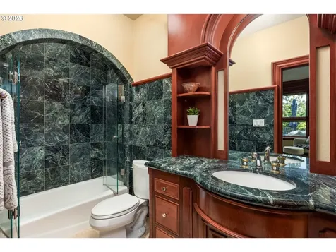 2308 NW 84th Loop Vancouver WA 98665