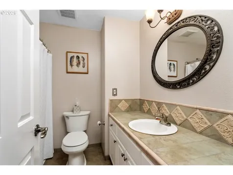 3304 NW 116th Way Vancouver WA 98685