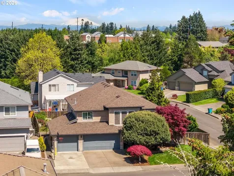 3304 NW 116th Way Vancouver WA 98685