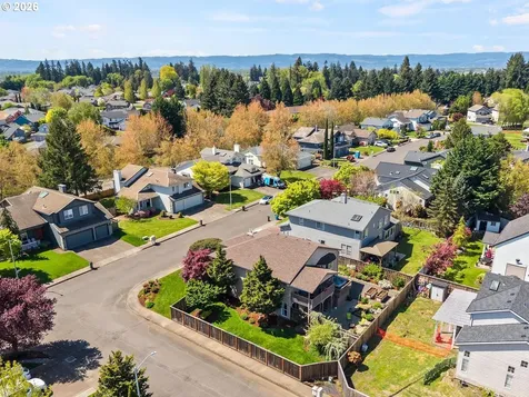 3304 NW 116th Way Vancouver WA 98685