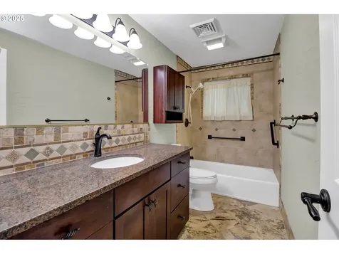 4801 Whiteaker Street Eugene OR 97405