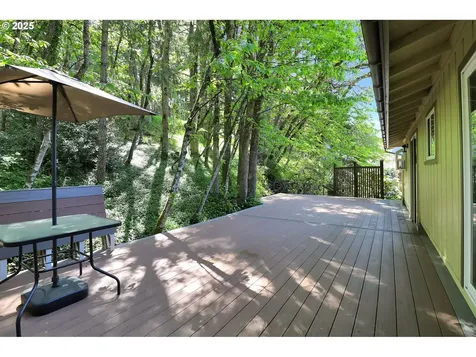 4801 Whiteaker Street Eugene OR 97405