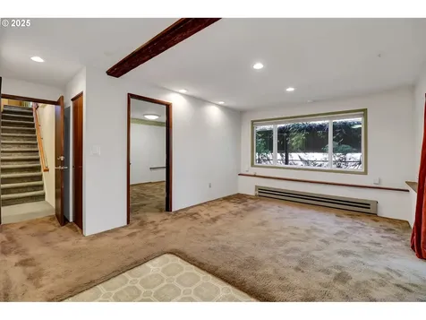 4801 Whiteaker Street Eugene OR 97405