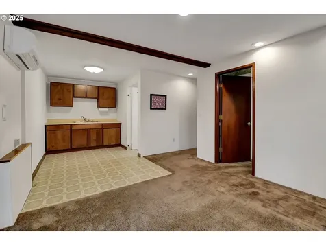 4801 Whiteaker Street Eugene OR 97405
