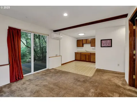 4801 Whiteaker Street Eugene OR 97405