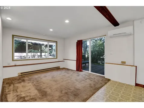 4801 Whiteaker Street Eugene OR 97405
