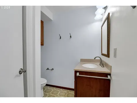 4801 Whiteaker Street Eugene OR 97405