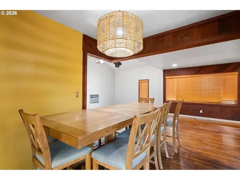 2225 SE 181st Avenue Portland OR 97233