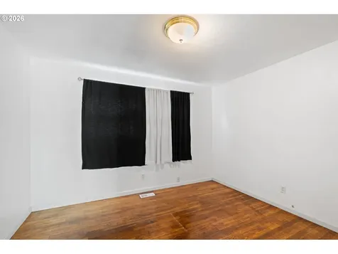 2225 SE 181st Avenue Portland OR 97233