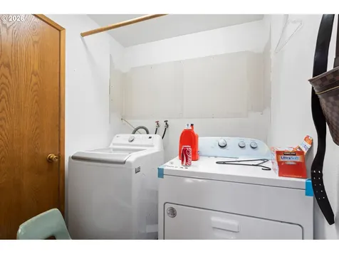 2225 SE 181st Avenue Portland OR 97233