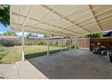 2225 SE 181st Avenue Portland OR 97233