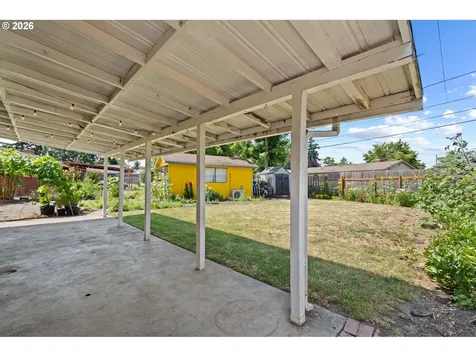 2225 SE 181st Avenue Portland OR 97233