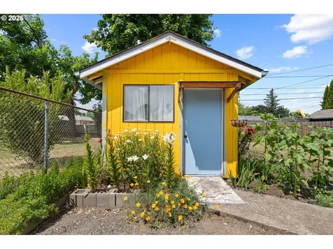 2225 SE 181st Avenue Portland OR 97233