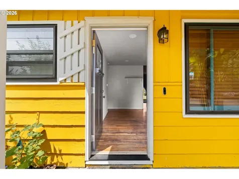 2225 SE 181st Avenue Portland OR 97233