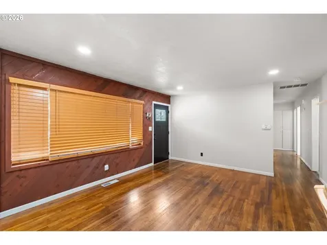 2225 SE 181st Avenue Portland OR 97233