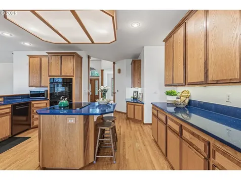 19918 NE 49th Street Vancouver WA 98682