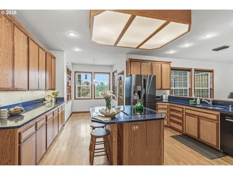 19918 NE 49th Street Vancouver WA 98682