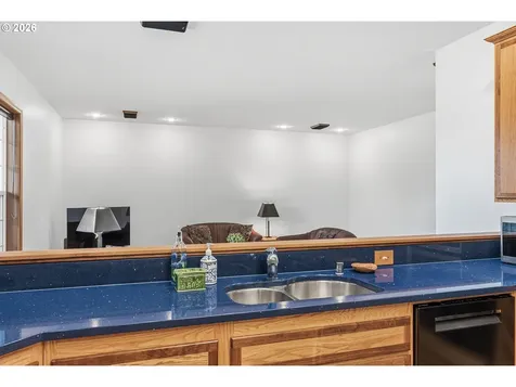 19918 NE 49th Street Vancouver WA 98682