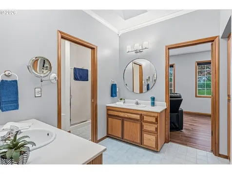 19918 NE 49th Street Vancouver WA 98682