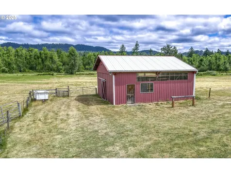 31097 Camas Swale Road Creswell OR 97426