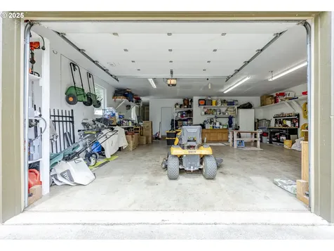 31097 Camas Swale Road Creswell OR 97426