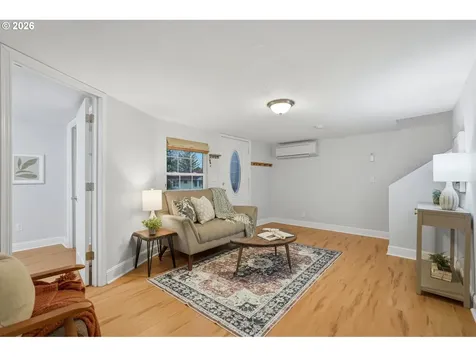 8730 NE Wygant Street Portland OR 97220