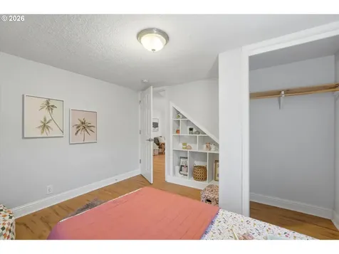 8730 NE Wygant Street Portland OR 97220