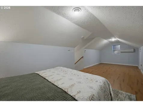 8730 NE Wygant Street Portland OR 97220