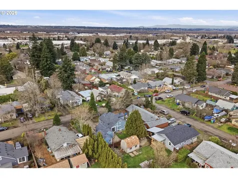 8730 NE Wygant Street Portland OR 97220