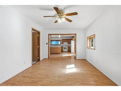156 Williams Avenue Kelso WA 98626