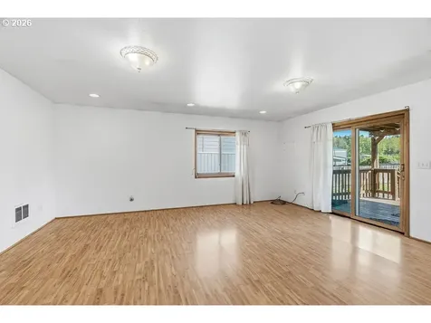 156 Williams Avenue Kelso WA 98626