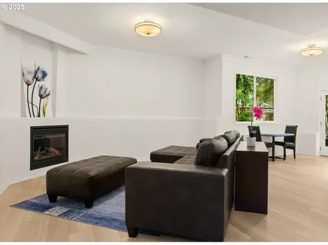 11905 SW 60th Avenue Portland OR 97219