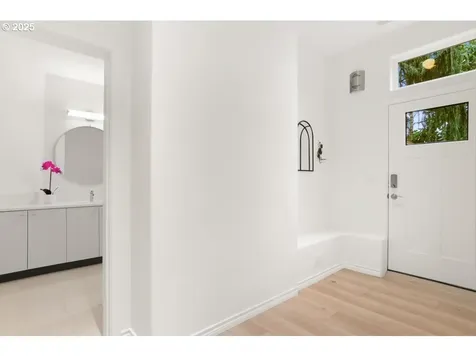 11905 SW 60th Avenue Portland OR 97219