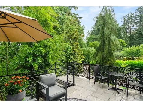 11905 SW 60th Avenue Portland OR 97219