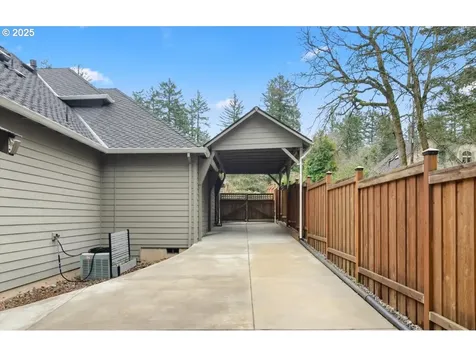11905 SW 60th Avenue Portland OR 97219