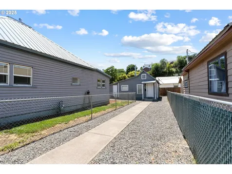 1410 SW Frazer Avenue Pendleton OR 97801
