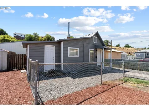 1410 SW Frazer Avenue Pendleton OR 97801