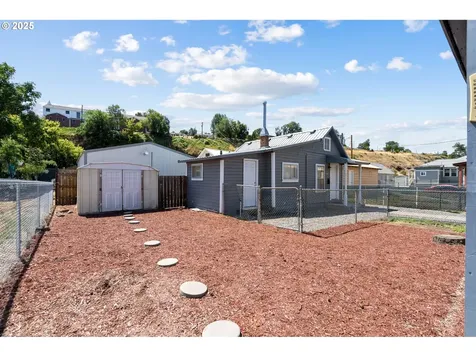1410 SW Frazer Avenue Pendleton OR 97801
