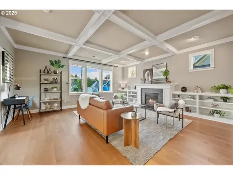 665 NE Skidmore Street Portland OR 97211