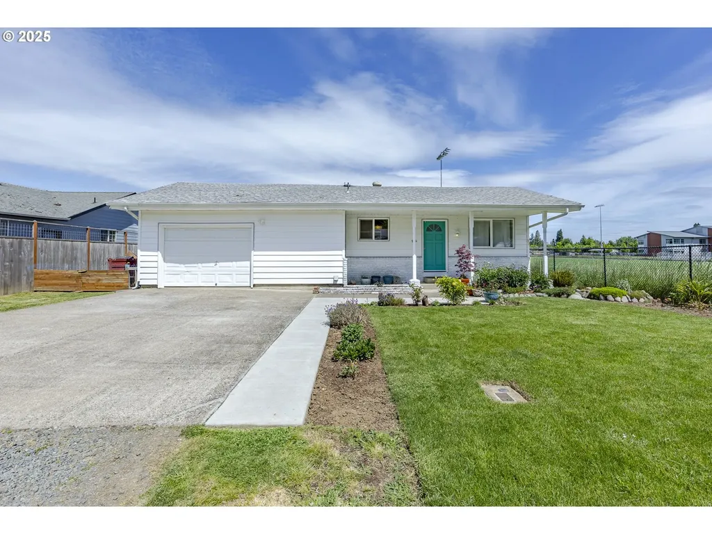 990 Barber Drive Creswell OR 97426