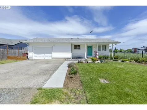 990 Barber Drive Creswell OR 97426