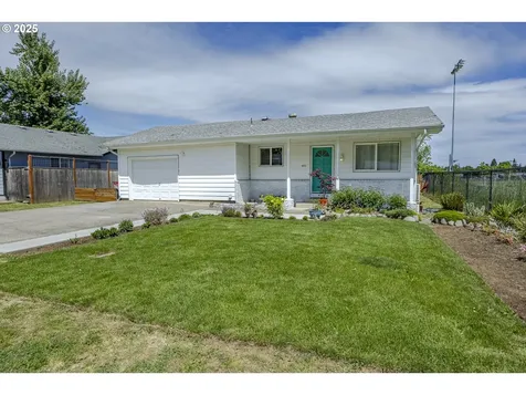 990 Barber Drive Creswell OR 97426